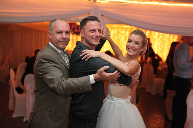 Mariann és István esküvője Igar Tibor táncoktatás a miami tánciskolában Vác